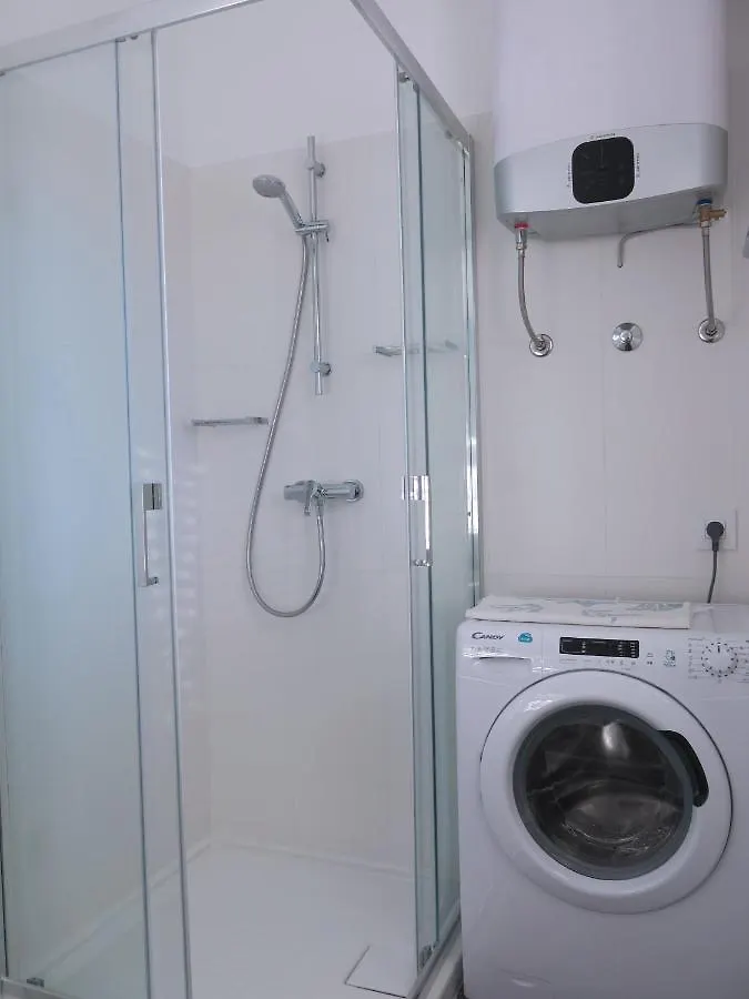 Apartments Rea Црес